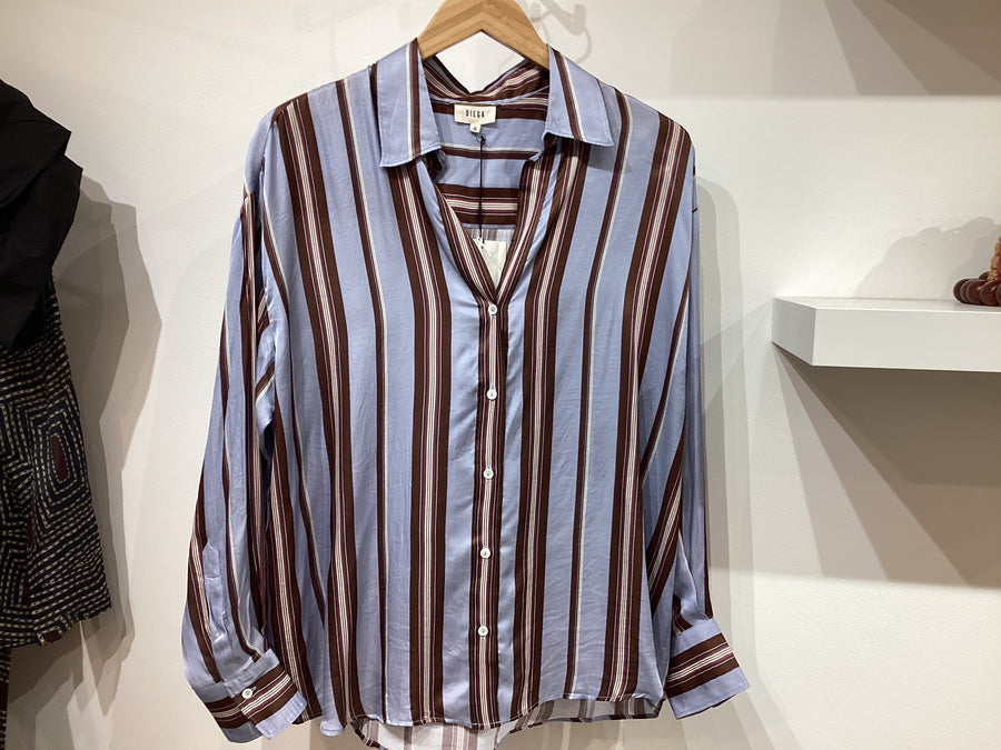 Diega Cirilla v neck striped blouse