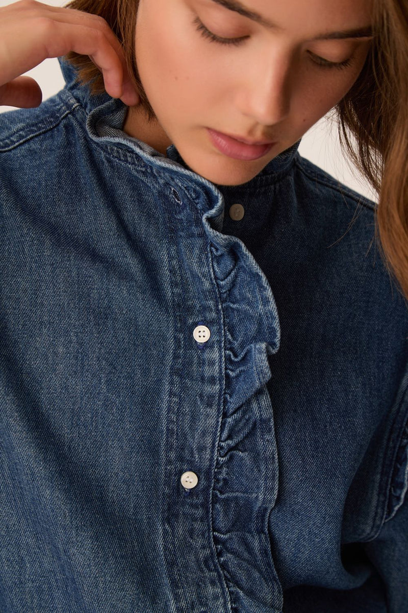 Des Petits Hauts Lazou ruffle denim shirt - mid wash