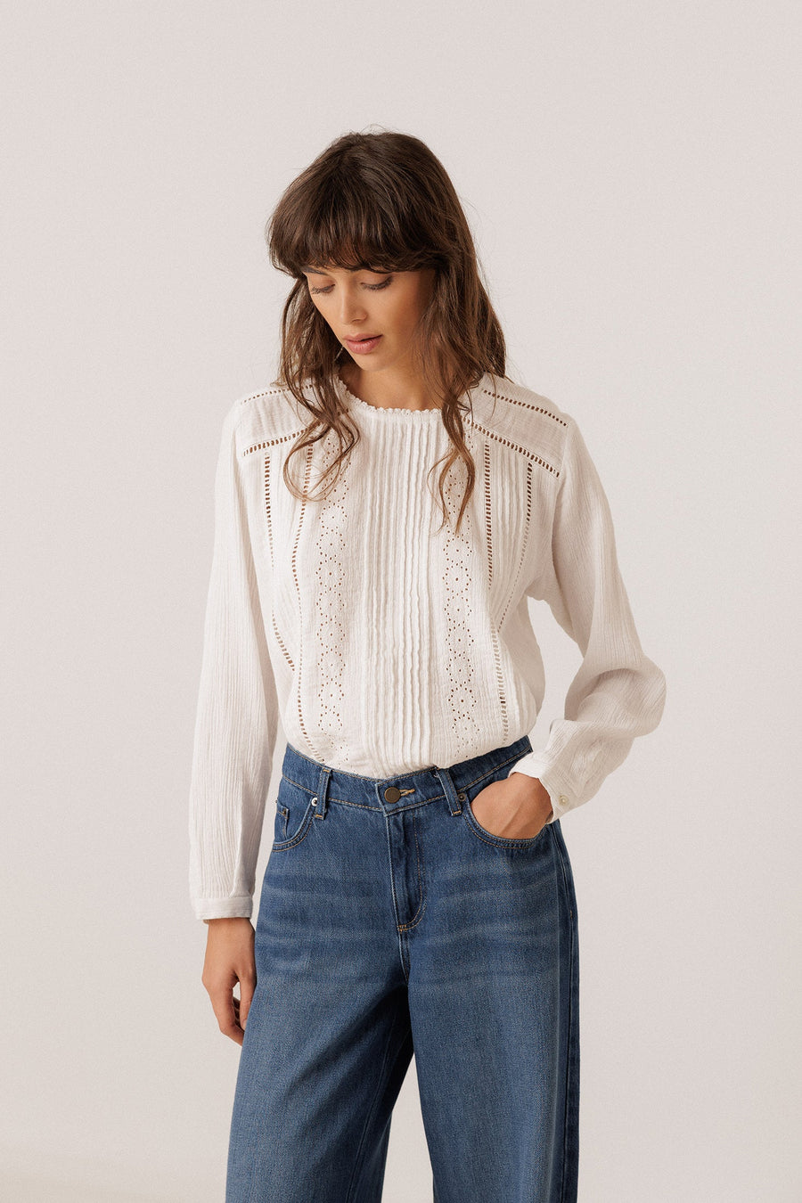 Indi & Cold romantic double gauze blouse - white
