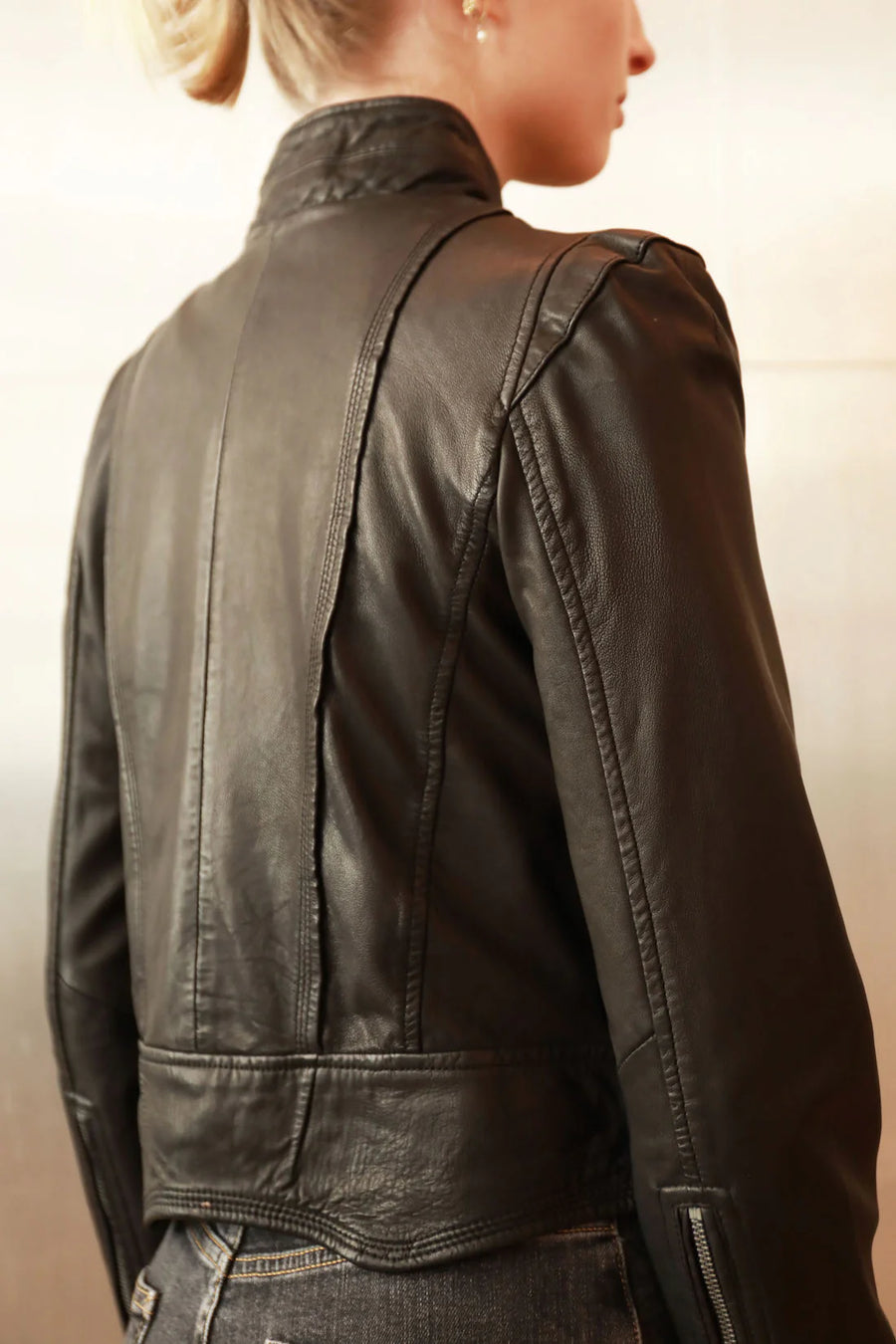 Studio-Kin Helena cropped leather jacket - black