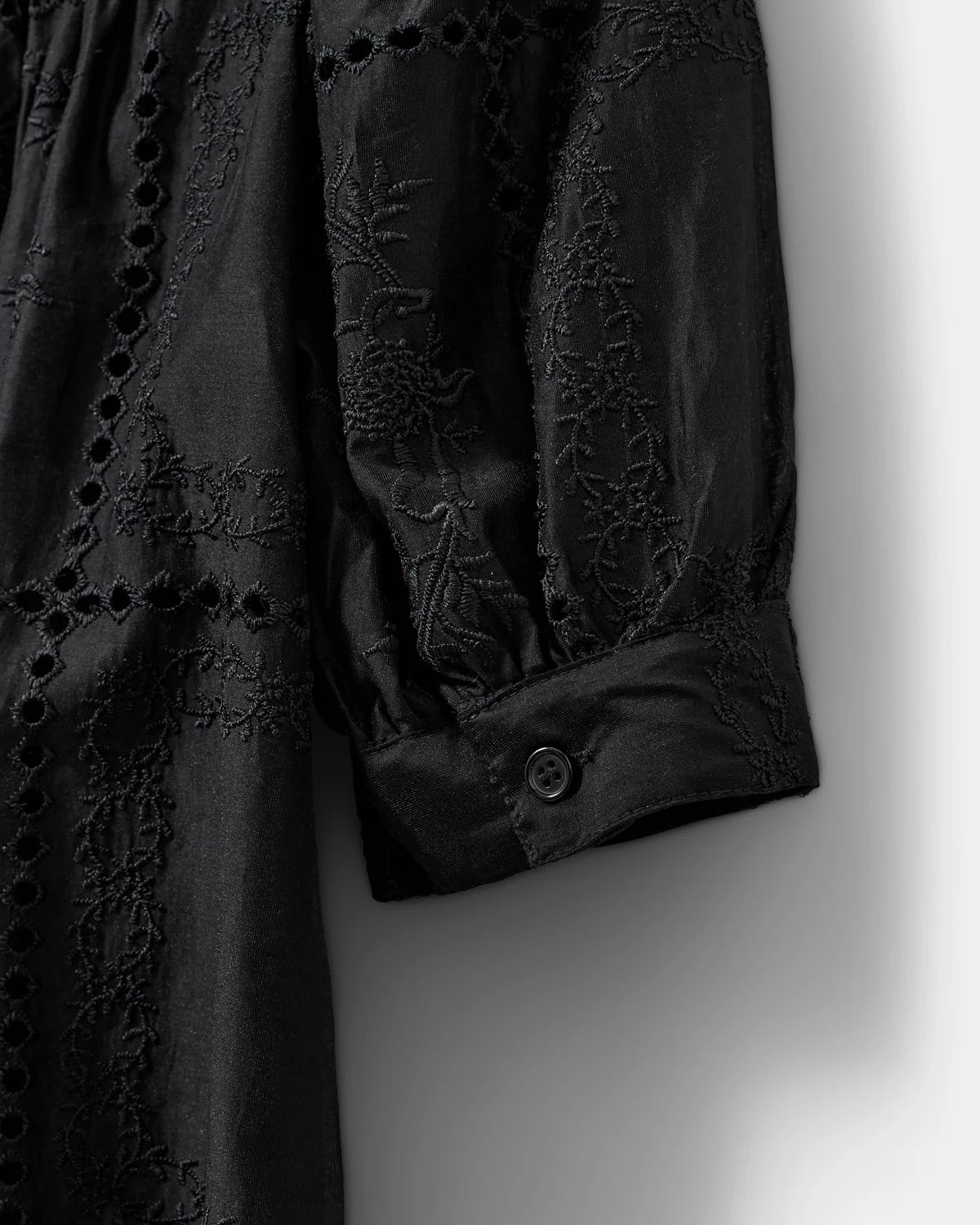 Sofie Schnoor Alessia broderie shirt - black