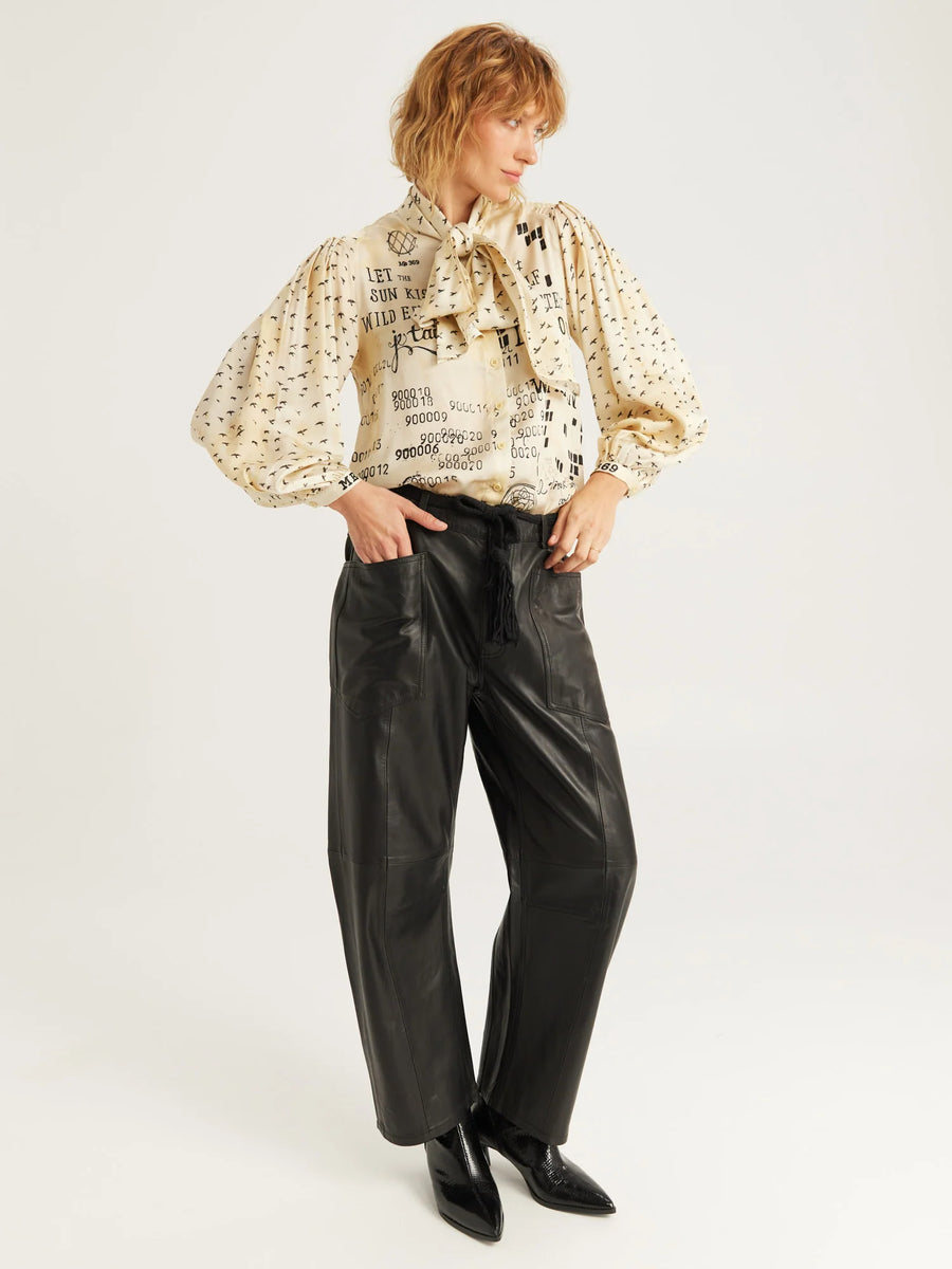 Me369 Nola printed tie neck blouse - noir muse print