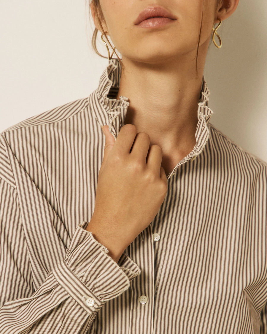 Hartford Chana ruffle neck striped shirt - brown / off white