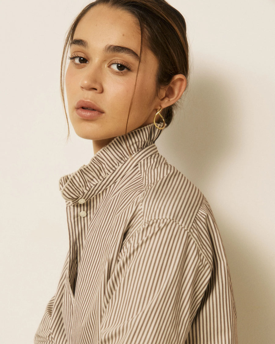 Hartford Chana ruffle neck striped shirt - brown / off white
