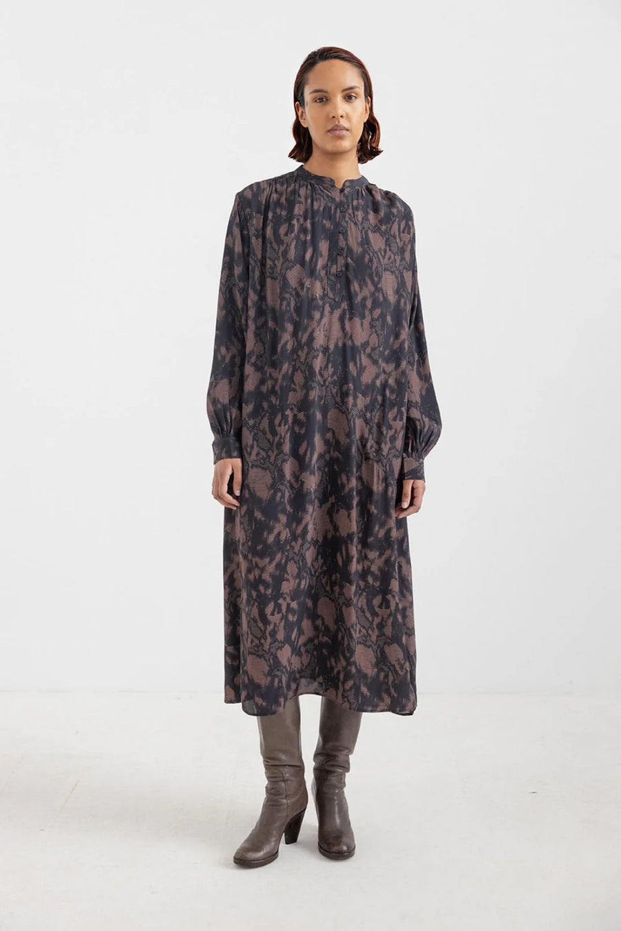 Project AJ117 Kaethe printed dress - navy / garnet