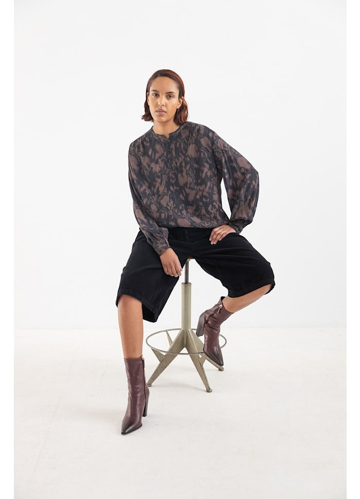 Project AJ117 Katlyn printed blouse - navy / garnet