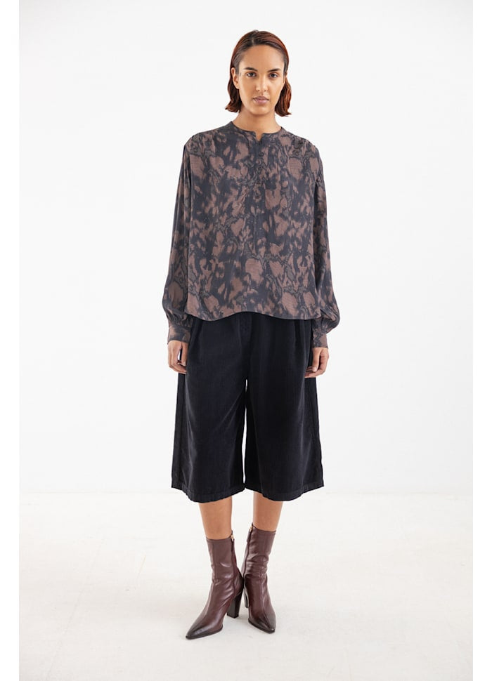 Project AJ117 Katlyn printed blouse - navy / garnet