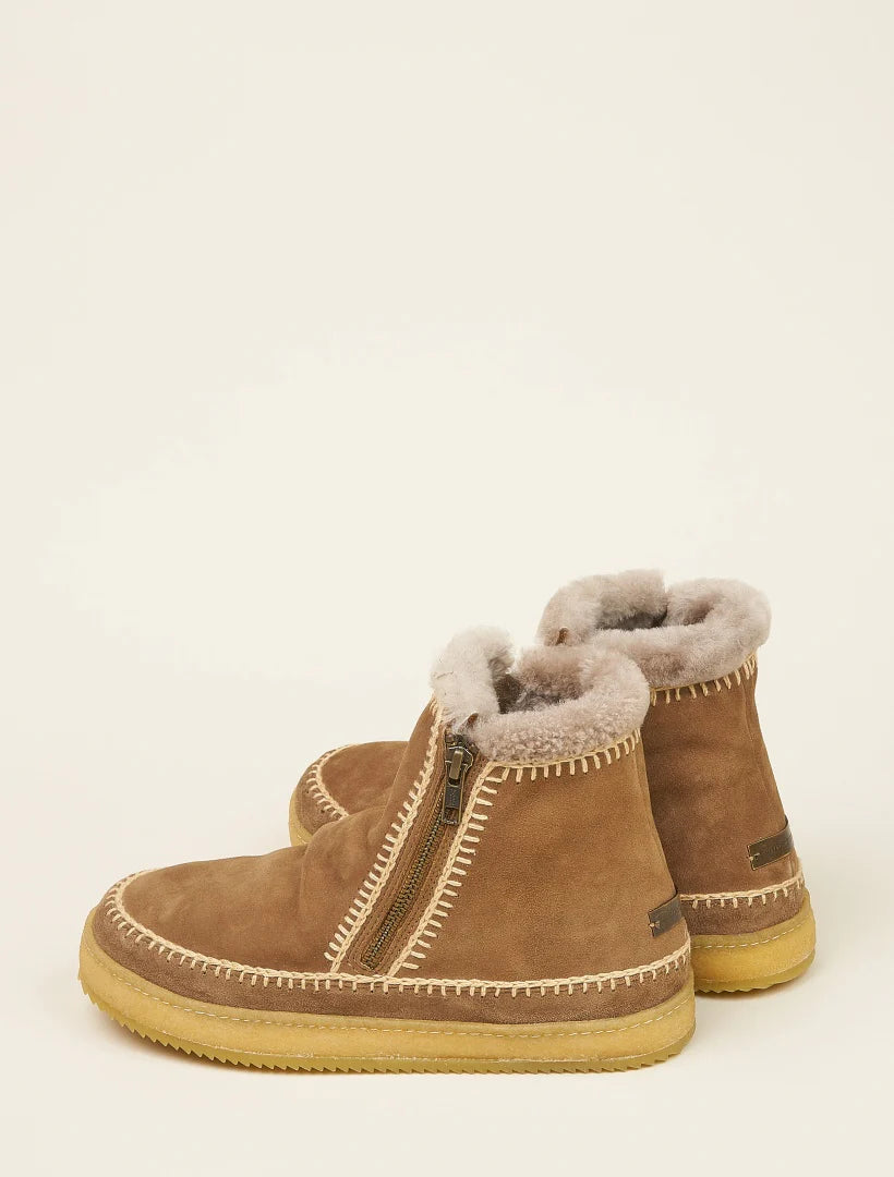 Laidback London Setsu camel suede beige stitching boot