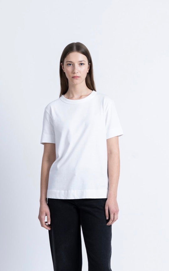 Loreak Mendian Izenduna crew neck t shirt - white