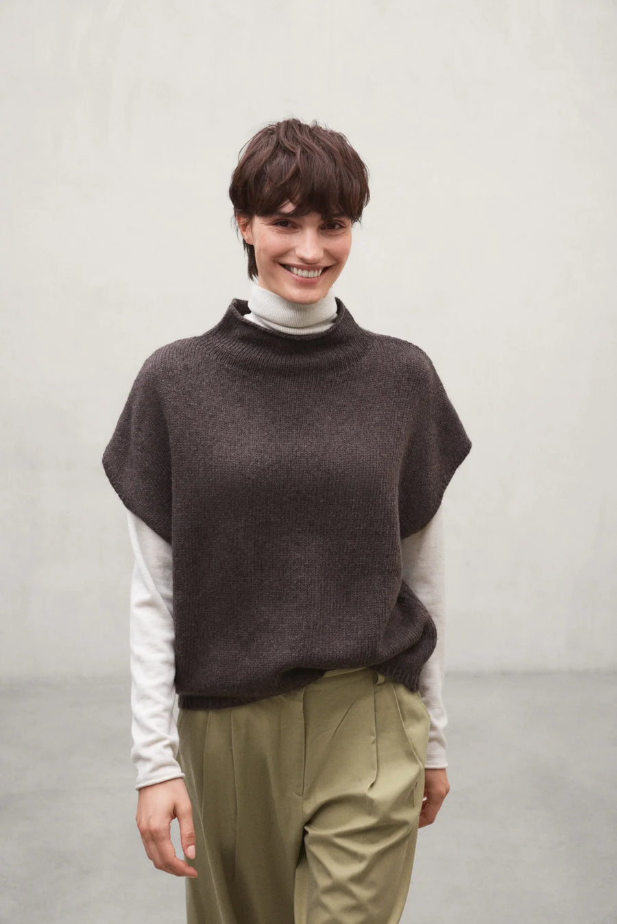 Ecoalf Castelly sleeveless knit top - dark chocolate