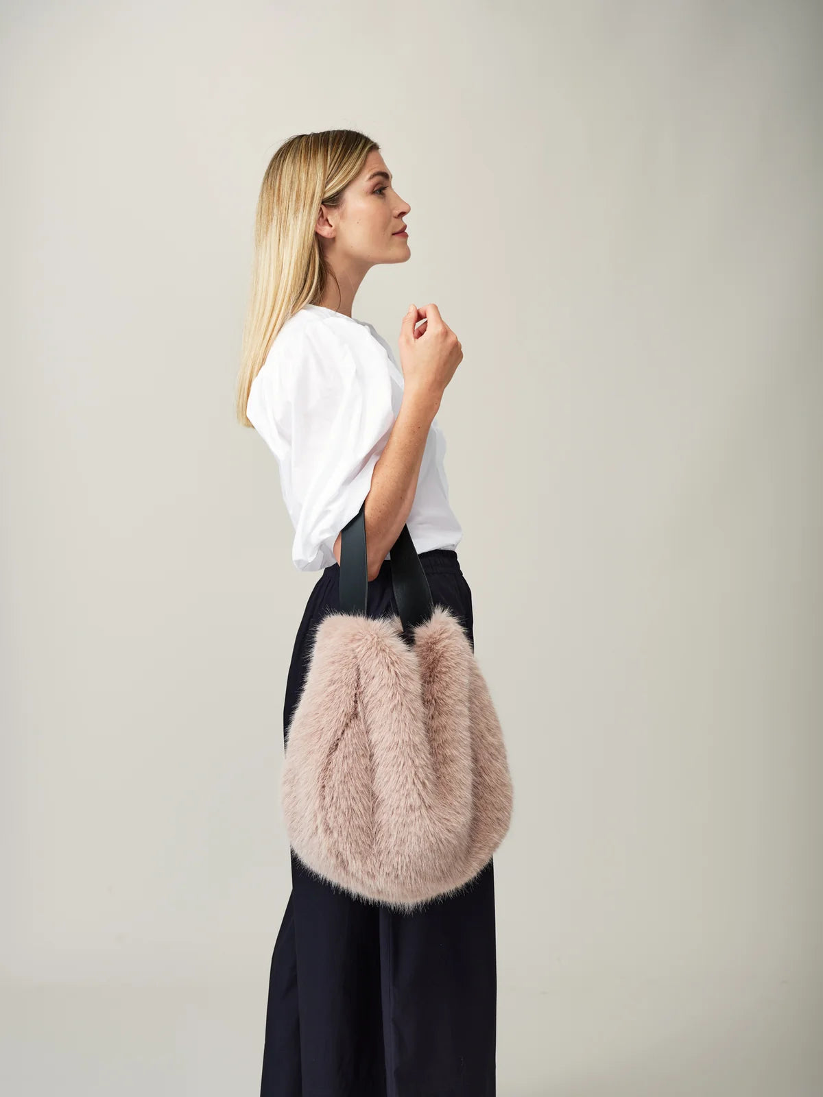 helen moore Slouch faux fur bag - quartz