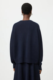 Soft Goat boyfriend crewneck cashmere jumper - navy