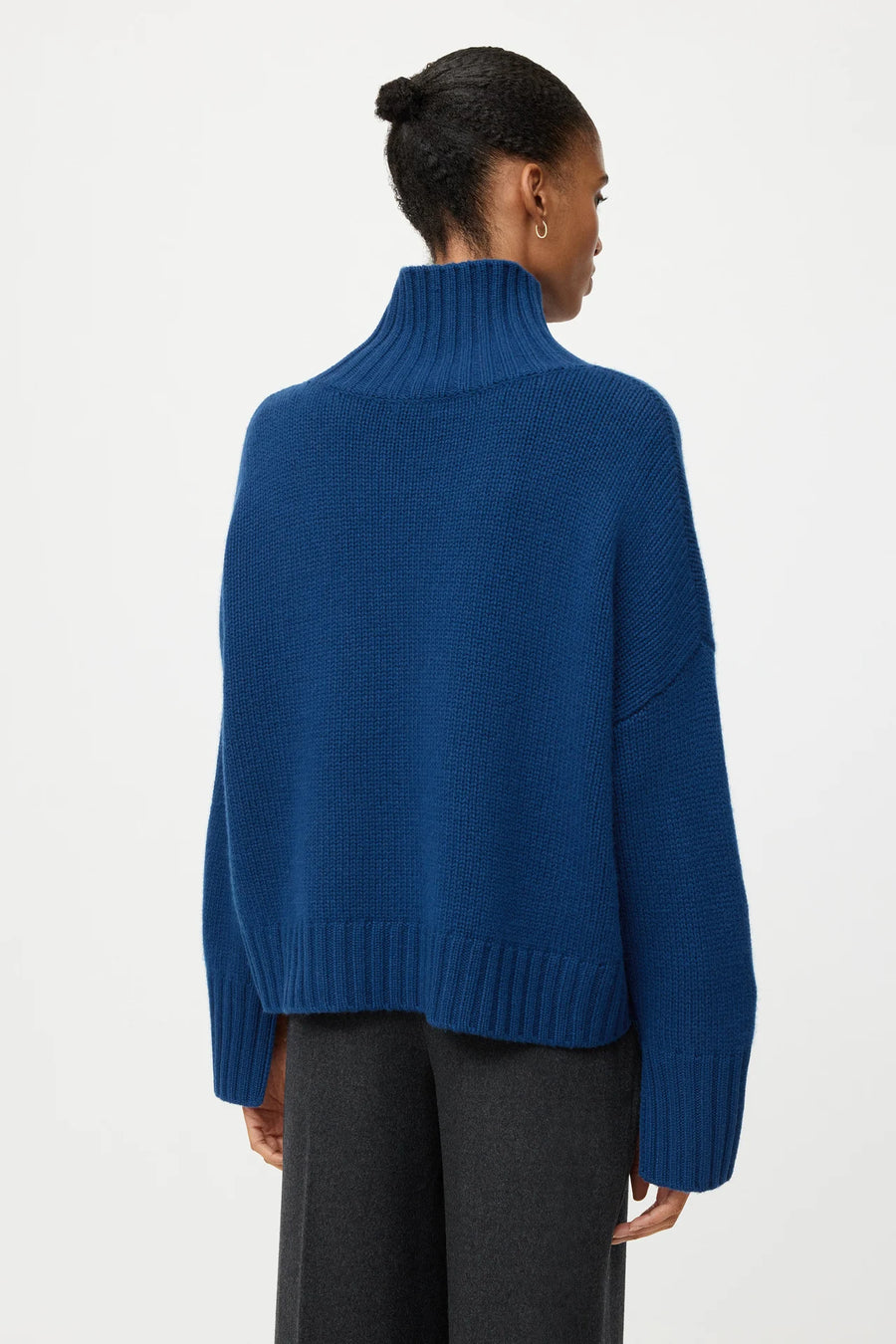 Soft Goat Girlfriend cashmere turtleneck jumper - ink blue
