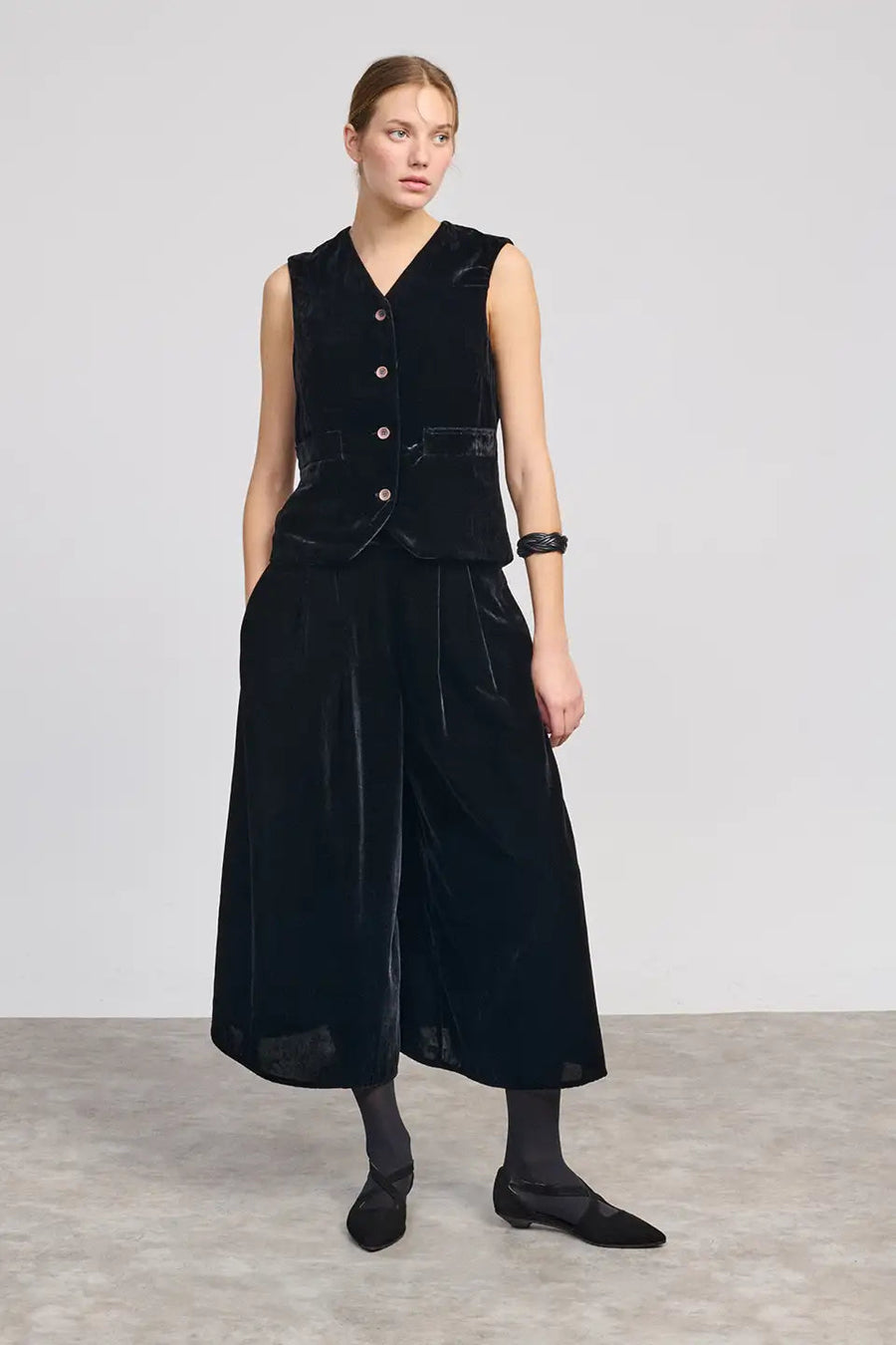 Beatriz Furest Helga velvet trousers - black