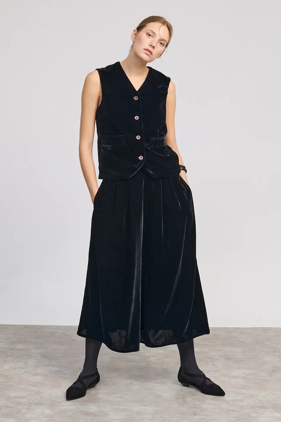 Beatriz Furest Helga velvet trousers - black