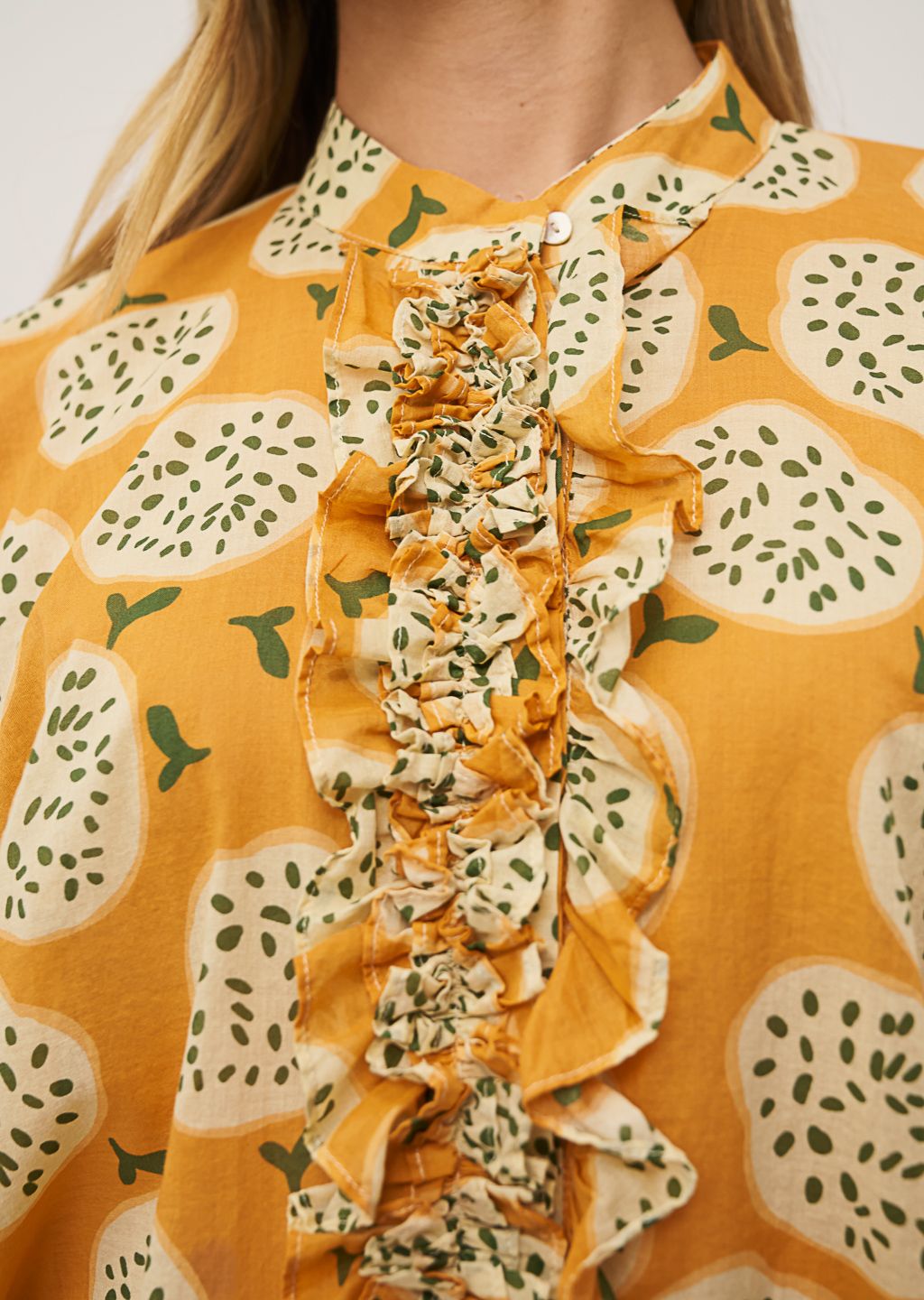 0039 Italy Daisy poplin blouse