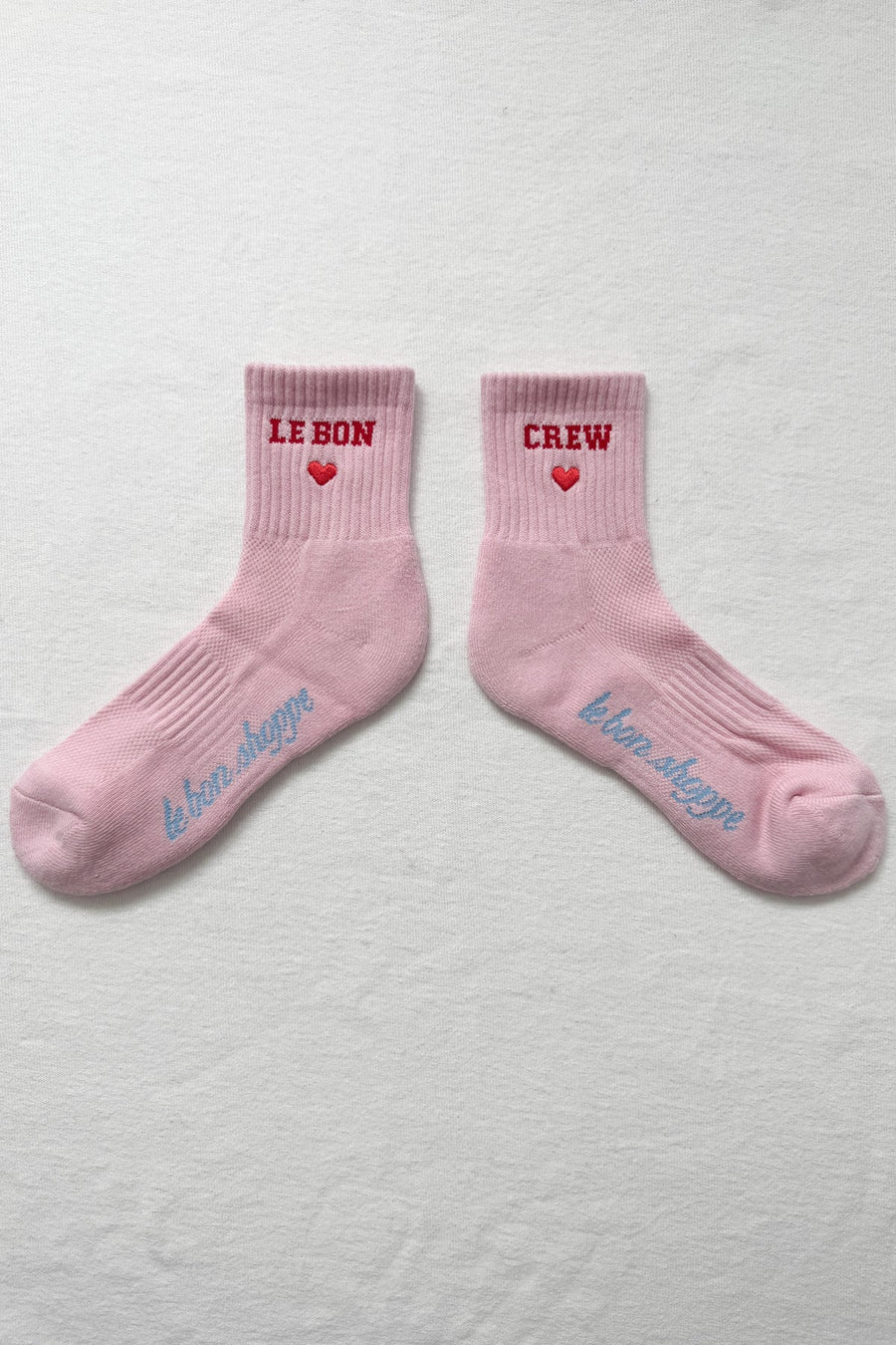 Le Bon Shoppe Embroidered crew sock Strawberry milk