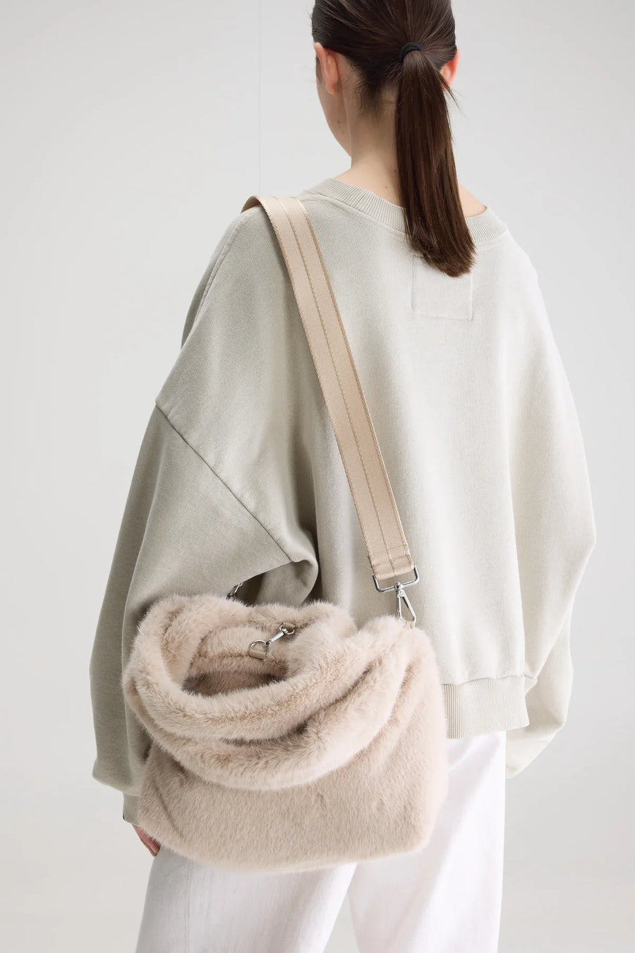 Bellerose Helga Faux fur bag - stone